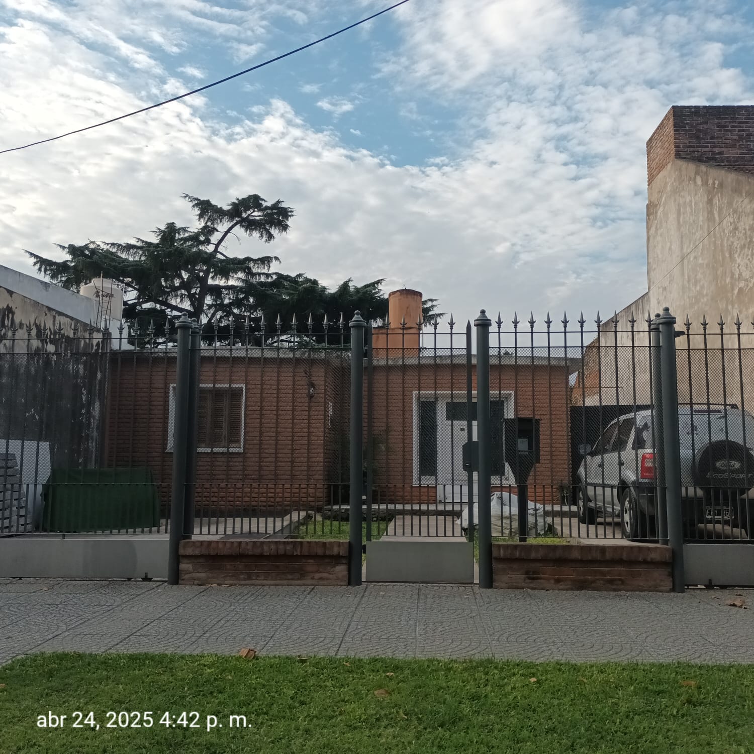 Ampliación planta alta en steel frame con techo dúo paneles autoportantes — GYG